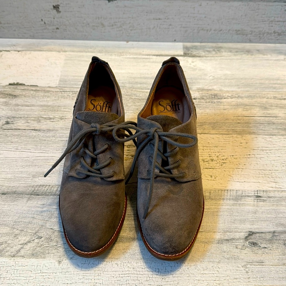 Sofft Gray Suede Loafers size 6